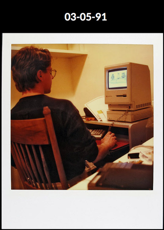 Illustration for article titled The guy who took a Polaroid every day